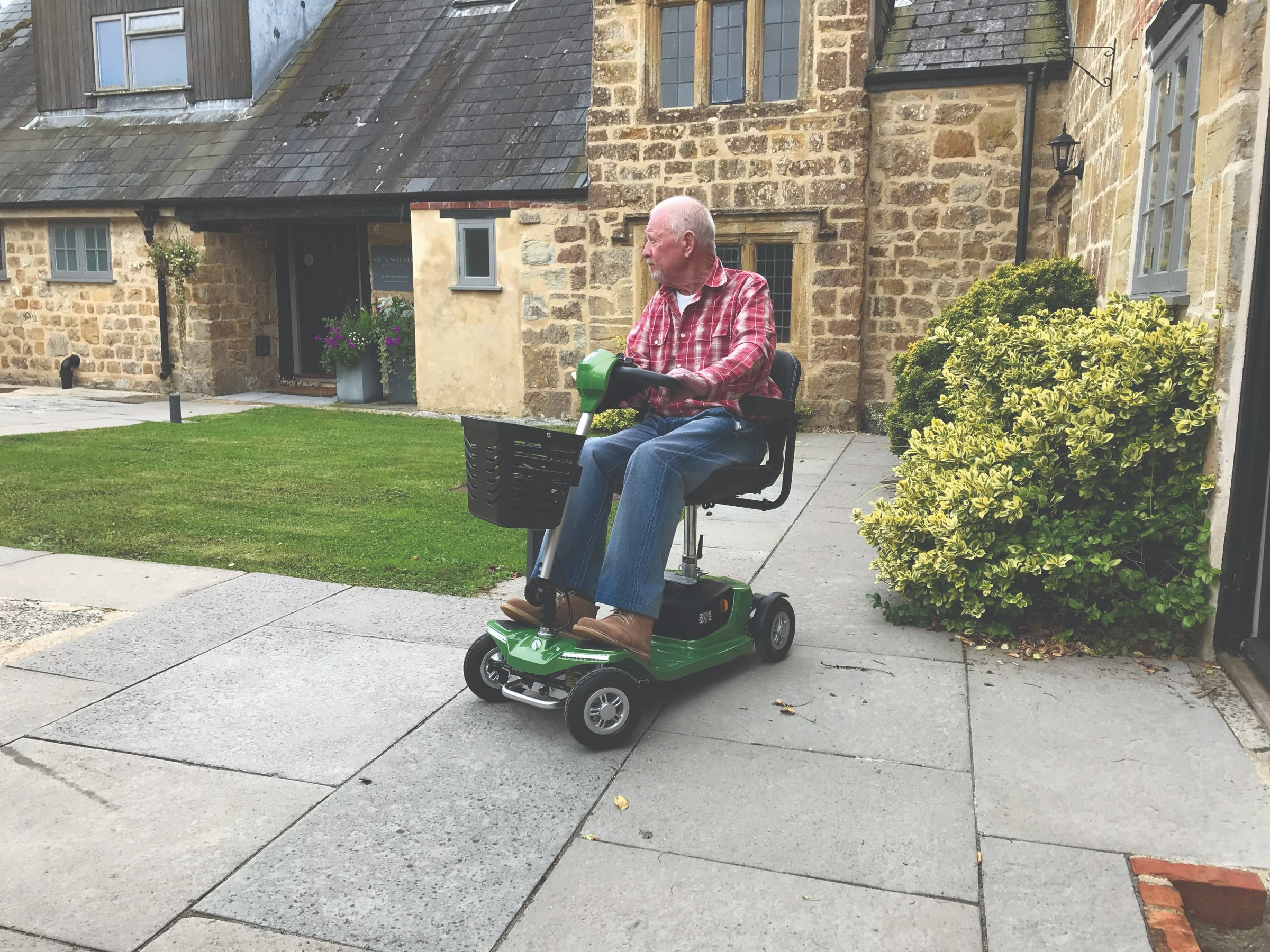 Rascal Lightweight Rascal Luxe Super Lightweight Mobility Scooter 2026 model | Prime Mobility